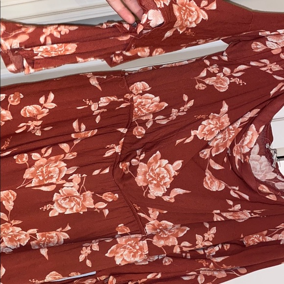 Romper - Picture 2 of 2